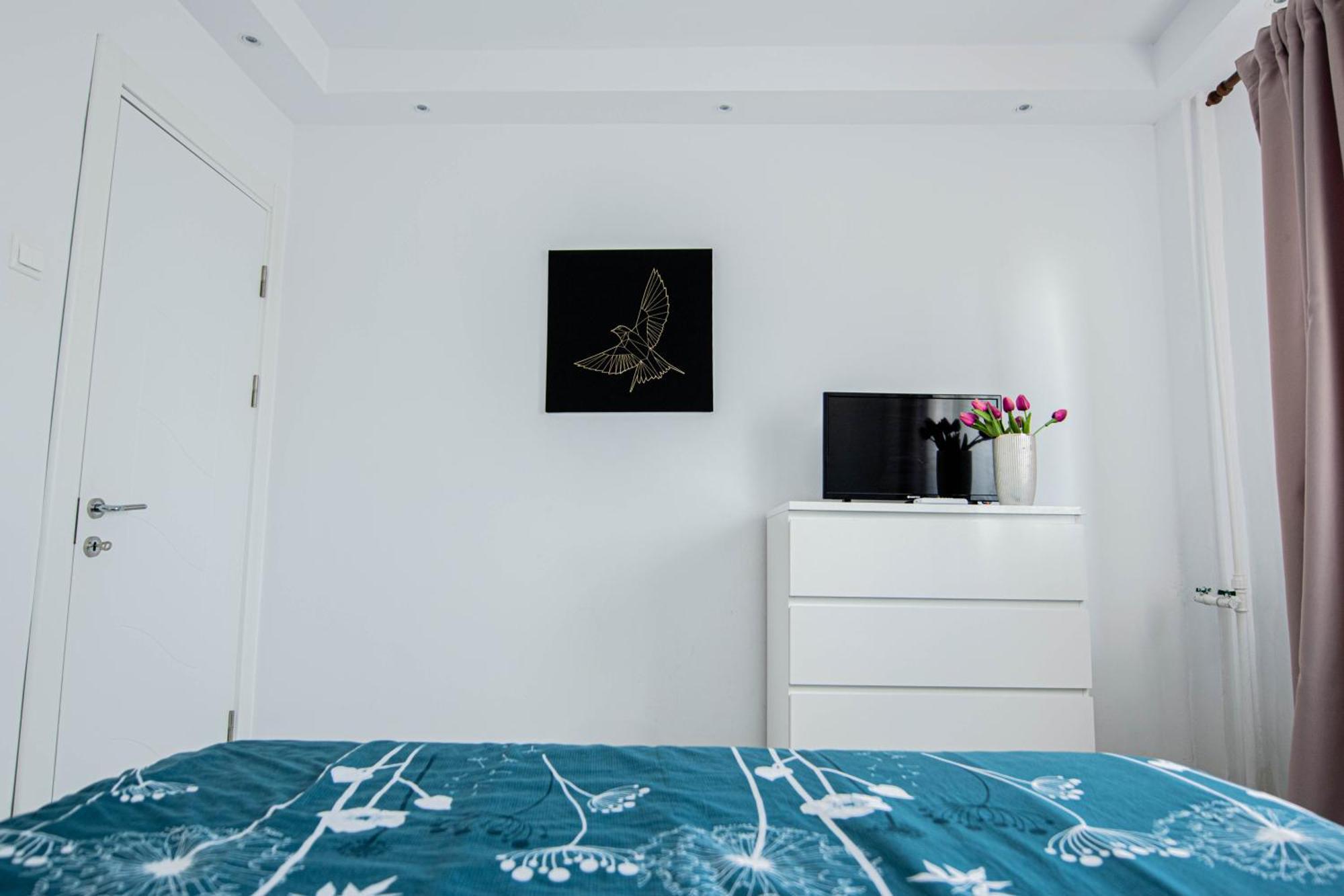 Apartament Near The Park Two Rooms Bukarest Exterior foto