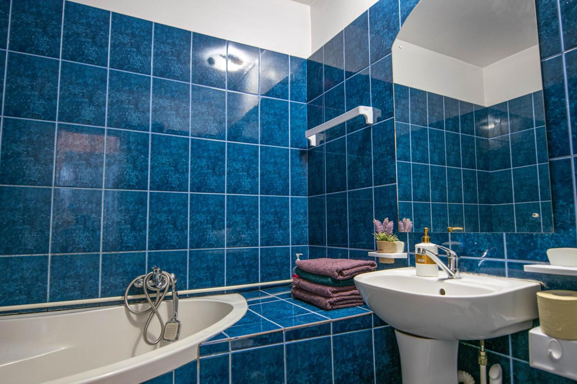 Apartament Near The Park Two Rooms Bukarest Exterior foto